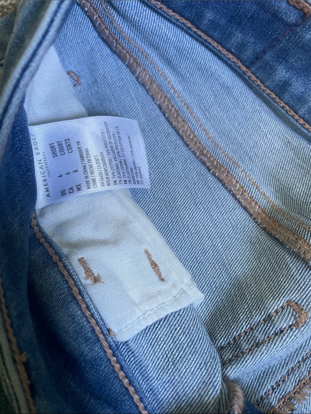 American Eagle Outfitters Light Blue Distressed Jegging - Picture 4 of 4
